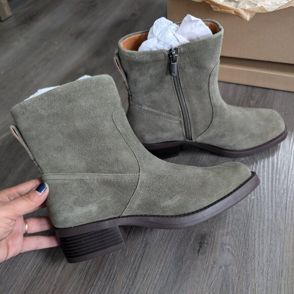 Lucky Brand Kazey Ankle Boot Suede Martini Green Sz8 - Picture 7 of 9